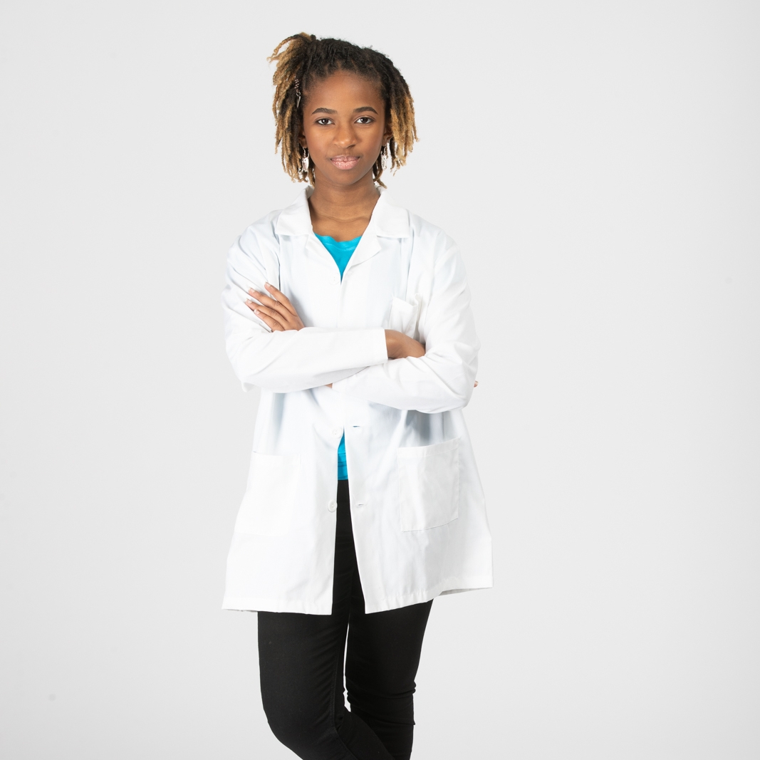 Nữ sinh da màu đầu tiên tại Mỹ vào trường y ở tuổi 13